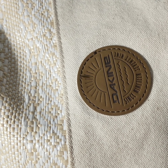 Dakine Backpack 🎒 - Picture 2 of 8